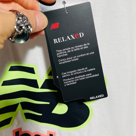 NWT Men’s X-Small New Balance Athletics Psych Varsity Tee In White/Black/Green - Picture 8 of 15